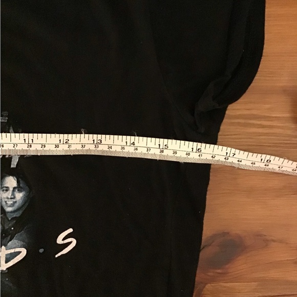 FRIENDS T-SHIRT - Picture 3 of 5
